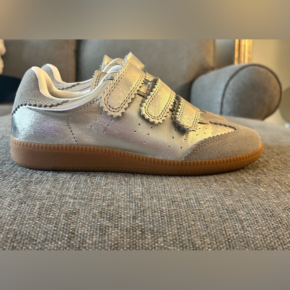 Silver Silent D Seena Sneakers